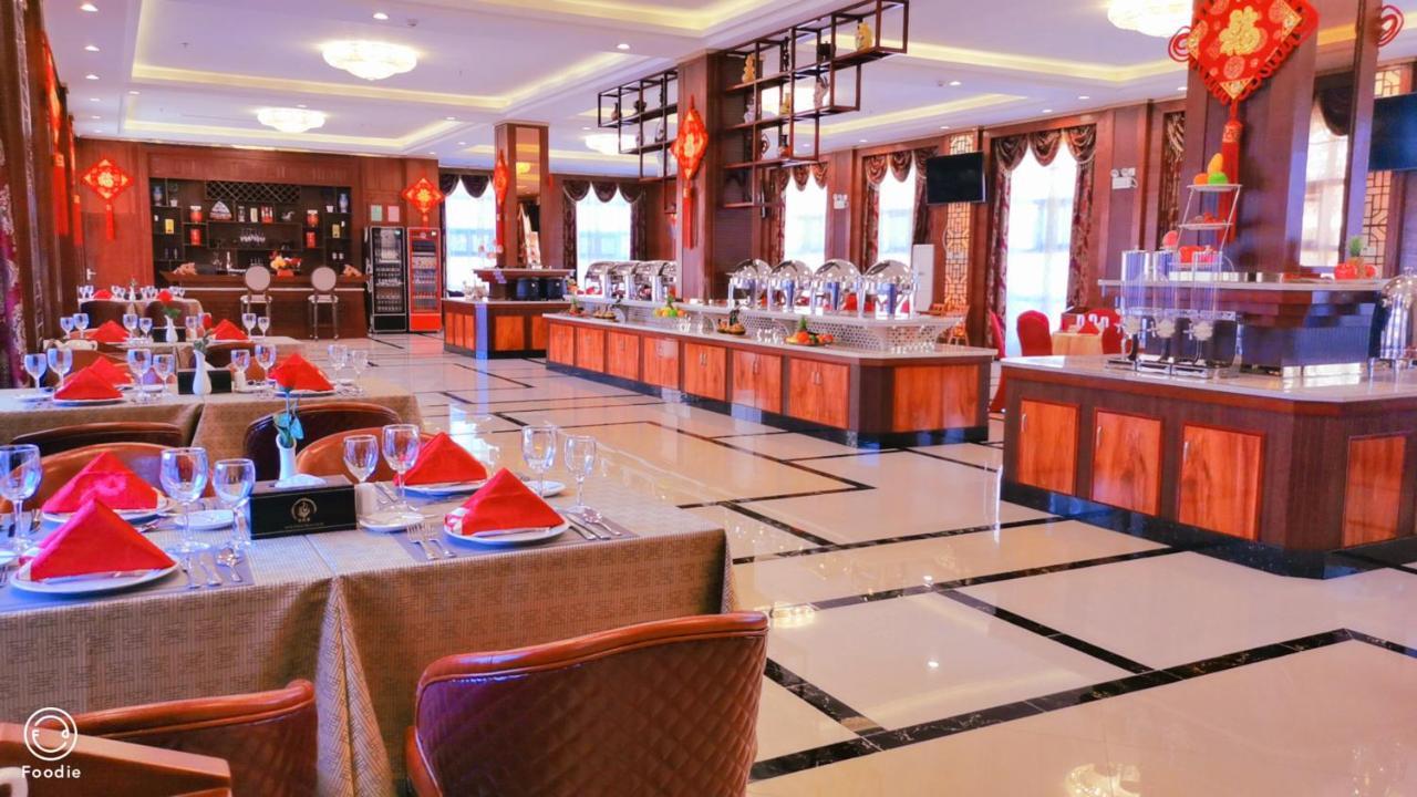 Golden Peacock Hotel Blantyre Exterior photo